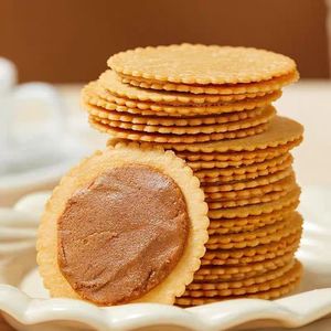 Harga Pabrik Grosir Kue Kering Renyah Isi Selai Kacang Rasa Cokelat Kemasan untuk Dijual Kembali - Product Image 4