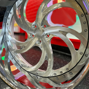 RCSR Llantas de 26 Pulgadas Cromadas con Borde Profundo, Rueda Forjada de 2 Piezas 5x114.3 5x120 5x130 para Autos Deportivos Chevy - Product Image 5
