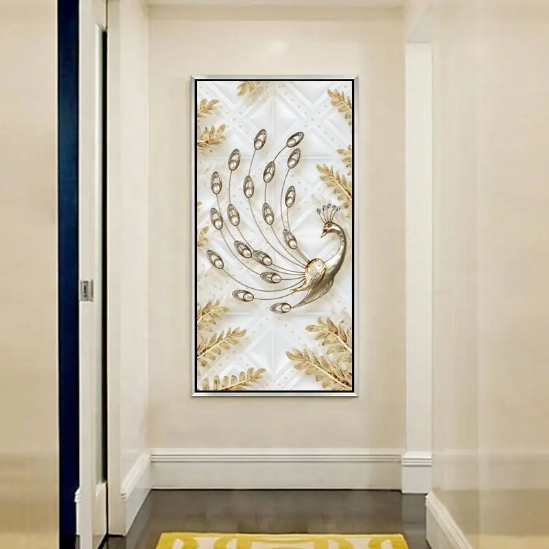 Dekorasi pintu masuk lukisan porselen kristal versi 3d gambar seni dinding bingkai logam merak emas untuk dekorasi rumah