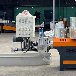 Équipement de broyage pour déchets de recyclage de bouteilles en plastique PP, déchets de moulage par injection mécanique et matériaux de refusion - Product Image 1