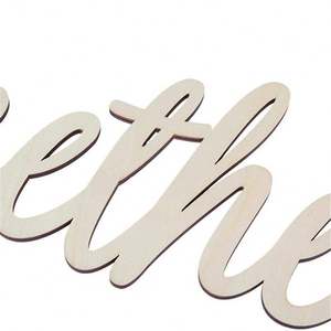 Pendentif créatif en bois gravé avec thème de fleur de logo personnalisé pour la décoration de la maison - Product Image 4