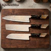 Coffret de couteaux de chef personnalisés Kitchenbliss, 33 couches, cuivre tricolore, couteau Nakiri en damas, couteau forgé à la main Vg10