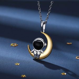 Collar de Pareja Chapado en Plata de Ley, Collar con Colgante Creativo de Estrella, Luna y Astronauta para Mujeres y Hombres, Joyería de Moda para San Valentín - Product Image 2