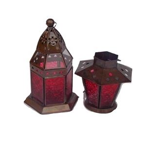 Linterna de hierro marroquí con acabado de cobre, decoración del hogar de vidrio rojo para fiesta, boda y Navidad - Product Image 1