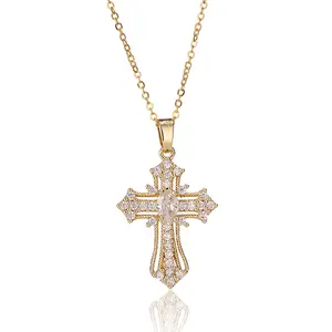Collana con ciondoli a croce in oro con diamanti di moda all'ingrosso per le donne