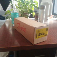 Joystick DANFOSS à retour par ressort proportionnel 155B4210 PVRES