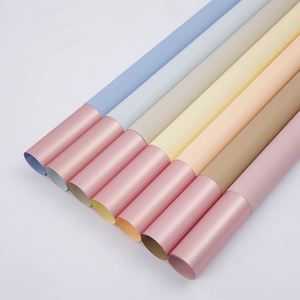 กระดาษห่อดอกไม้พิมพ์ลายดอกกุหลาบสีโรสโกลด์สองด้าน สีสันหรูหรา - Product Image 3