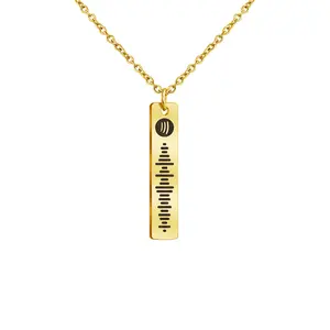 Collier personnalisé personnalisé pour <span class=keywords><strong>affiche</strong></span> de chanson Spotify pour cadeau de bijoux en acier inoxydable gravure personnalisée colliers de piste audio - Product Image 1