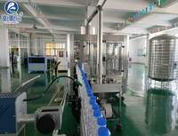 Machine de remplissage et d'embouteillage automatique à bon prix pour bouteilles en plastique et en verre, eau en bouteille, Code HS 8422301090