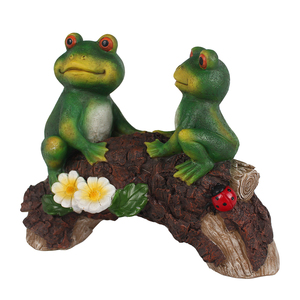 Estatua de resina de rana verde para jardín, escultura de Animal para Patio, arte y adornos de césped, Rana sentado en madera - Product Image 4