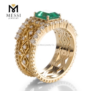 <span class=keywords><strong>Prix</strong></span> d'une bague <span class=keywords><strong>de</strong></span> fiançailles en <span class=keywords><strong>or</strong></span> jaune <span class=keywords><strong>18</strong></span> <span class=keywords><strong>carats</strong></span> avec émeraude verte et moissanite - Product Image 2