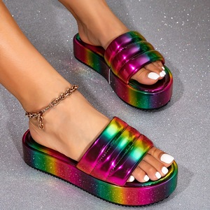 Sandales pour femmes, printemps et été, nouvelles sandales à semelle épaisse avec dégradé arc-en-ciel, confortables, tendance, décontractées, pour la plage et les soirées - Product Image 4