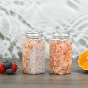 ขวดเครื่องเทศพลาสติกทรงสี่เหลี่ยมขนาด100มล. พร้อมฝาพับทรงผีเสื้อสีดำพริกไทยเกลือพริก - Product Image 5