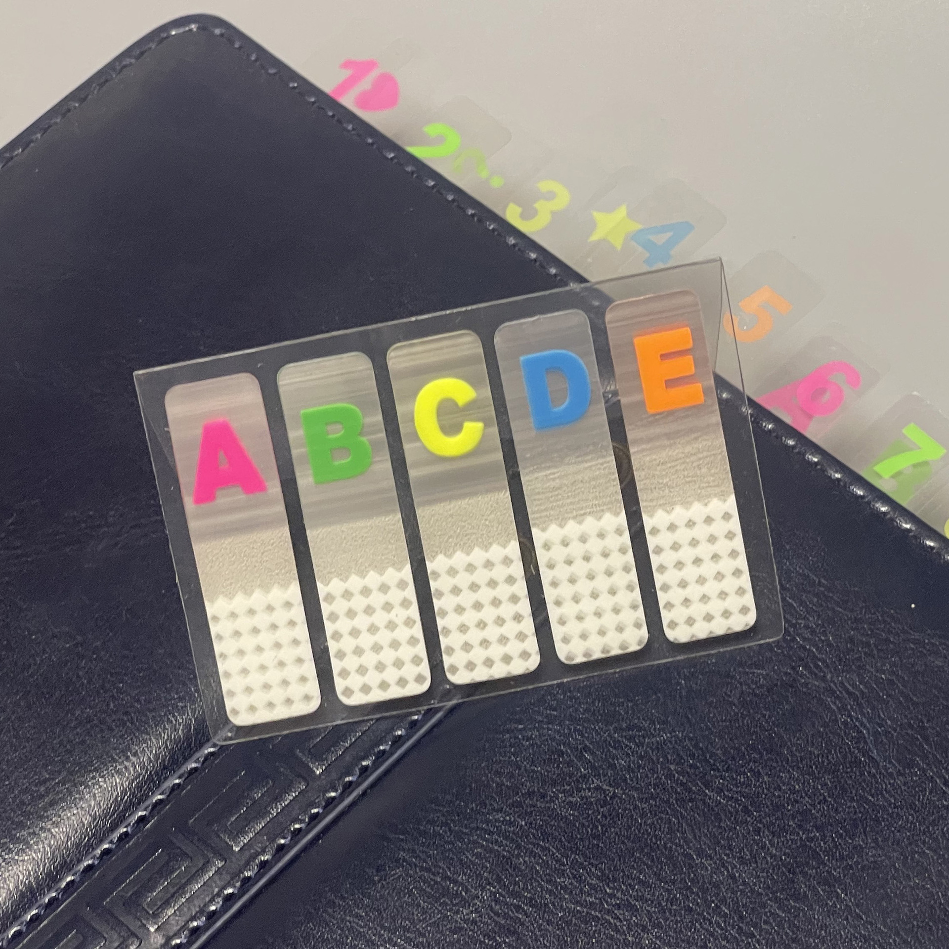 Alphabet transparent a-e
