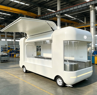 Remorque alimentaire en aluminium personnalisable Aobote à double essieu tandem pour la bière, la restauration rapide, l'utilisation en extérieur - Résistante à la rouille, facile à nettoyer, DOT/CE