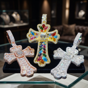 Colgante de Cruz de Moissanita Brillante con Corte de Pera Grande y Colorido 2025, Estilo Hiphop Shingjewel, Plata de Ley Chapada en Oro, Lujo Fino - Product Image 1