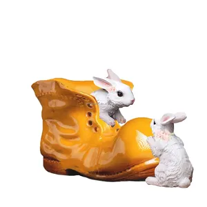 假日家居装饰OEM ODM定制复活节树脂装饰兔子摆件站立兔子
