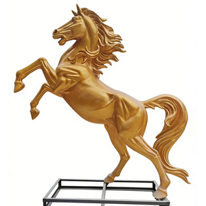 Grande Scultura Personalizzata di Cavallo da Corsa in Fibra di Vetro e Resina, a Grandezza Naturale, Rossa e Verde, Prodotta in Cina - Product Image 3