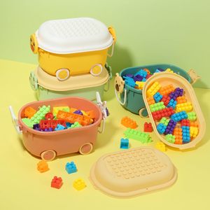 กล่องพลาสติกเก็บของเล่นสำหรับเด็กกล่องเก็บของเล่นที่มีล้อและมือจับรูปทรงรถที่มีสีสัน - Product Image 4