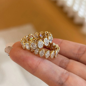 อาซูโอ ไฟน์ จิวเวลรี่ แหวนแต่งงานเพชรทรงรี 18K ทองคำแท้สีเหลือง สำหรับผู้หญิง วันเกิด วันวาเลนไทน์ - Product Image 4