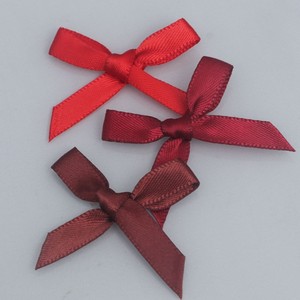 Ruban en satin pré-fait élégant de 3,5 cm, taille et couleur personnalisées, pour emballage cadeau et embellissement de vêtements - Product Image 2