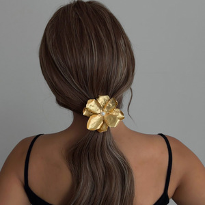 Accesorios para el cabello de aleación de joyería de estilo de fiesta para mujer de alto sentido con cola de caballo de explosión Anillo para el cabello lazo de moda y banda de goma - Product Image 5