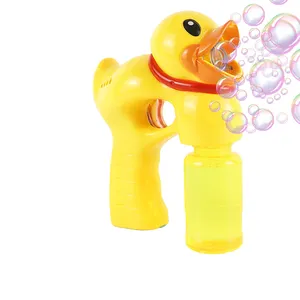 زجاجتان من ألعاب صنع الفقاقيع بالسائل طقم حيوانات بطة صفراء لعبة بازوكا كبيرة بندقية صنع الفقاقيع للأولاد والبنات