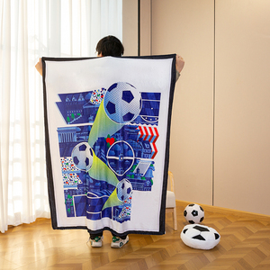 Couverture en flanelle de football en polyester 100% personnalisée en gros, tricotée avec impression, provenant d'une usine chinoise - Product Image 3