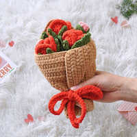 Bouquet de roses au crochet pour la Saint-Valentin, gâteau en forme de cœur rose, gâteau tricoté à la main, cadeaux de fête d'anniversaire au crochet