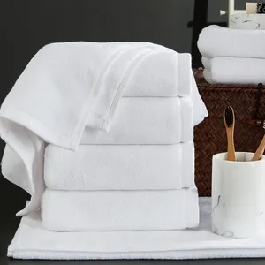 Ensemble de serviettes de bain, de visage et de mains en coton 100% de qualité hôtelière 5 étoiles, blanches, douces, absorbantes, imprimées, séchage rapide, luxe hôtelier, 400 g/m² - Product Image 2