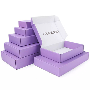 Элитные биоразлагаемые подарочные коробки с тиснением для упаковки и доставки высококачественной пижамной одежды - Product Image 3