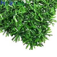 Mur de haie de filet de clôture d'herbe d'aiguille de pin artificiel ignifuge vert UV pour la décoration de cour