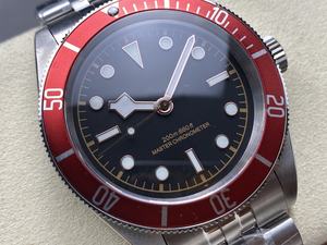 Montre mécanique étanche de qualité supérieure pour plongeurs, 41 mm, fabrication GR, acier 316L, mouvement ETA 2824, lunette rouge, style vintage, montre noire Bayy. - Product Image 3