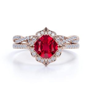 แหวนแต่งงาน/หมั้น รูบี้ เงินแท้ 925 ชุบทอง 18K ทรงคุชชั่น ประดับเพชรแบบพาเว่ ดีไซน์คลาสสิก น้ำหนัก 5 กรัม รับรองคุณภาพ - Product Image 3