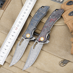 GT-DM026 Coltello Pieghevole Personalizzabile in Acciaio Damasco con Manico in Fibra di Carbonio Coltello Tattico - Product Image 1
