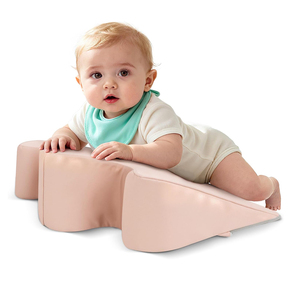 Meubles <span class=keywords><strong>de</strong></span> puériculture améliorés : Support <span class=keywords><strong>de</strong></span> position ventrale en mousse à mémoire <span class=keywords><strong>de</strong></span> forme avec housse en cuir pour soulager les coliques et les ronflements du bébé - Product Image 2