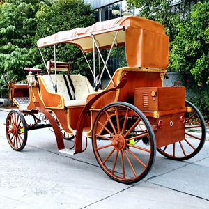 โรงงาน ZOWN ขายส่งรถชมวิวทรงม้าทองคำราชวงศ์ รุ่น Queen's Royal Golden Horse  สีแดง ใช้ไฟฟ้า/น้ำมันเชื้อเพลิง  ทันสมัย 4 ล้อ 4-6 ที่นั่ง รับประกัน 2 ปี - Product Image 1