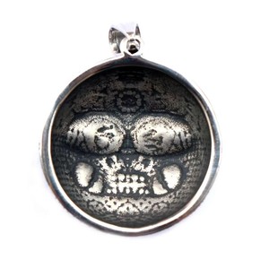yunnique Traditional Chinese Style Stainless Steel Pixiu Bell Pendant Unisex Necklace Gift - Product Image 4