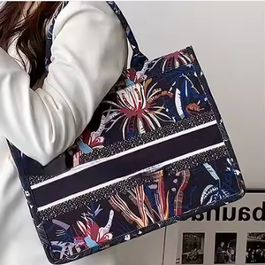 Bolso <span class=keywords><strong>de</strong></span> hombro <span class=keywords><strong>de</strong></span> diseñador XiYou, bolsos <span class=keywords><strong>de</strong></span> lona <span class=keywords><strong>de</strong></span> gran capacidad <span class=keywords><strong>de</strong></span> <span class=keywords><strong>lujo</strong></span> para mujer, bolsos <span class=keywords><strong>de</strong></span> compras para mujer, estilo elegante <span class=keywords><strong>de</strong></span> <span class=keywords><strong>lujo</strong></span> - Product Image 1