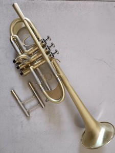 Fabricante al por mayor de instrumentos de trompeta sintonizados en C de alta resistencia Instrumentos sintonizados en B bajos Banda de armonía de rendimiento profesional - Product Image 3