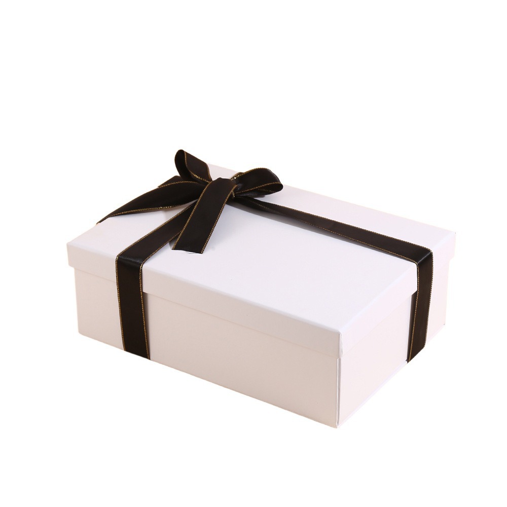 Blanc avec nœud