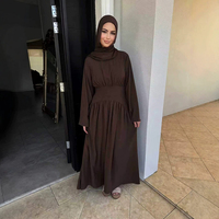 Nouvelle Robe Islamique 2026 pour Femmes Musulmanes – Élégante Robe Longue Unie à Manches Longues et Taille Cintrée – Robes Musulmanes Modestes de Dubaï