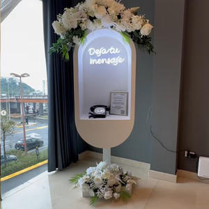 Cabine téléphonique personnalisée de Londres Décoration de mariage Nouveau Design Audio Support de livre d'or avec <span class=keywords><strong>fleurs</strong></span> <span class=keywords><strong>artificielles</strong></span> - Product Image 2