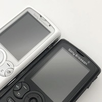 Teléfono Celular W810 GSM 2G con Pantalla de 1.9'' y Cámara de 2MP, Desbloqueado
