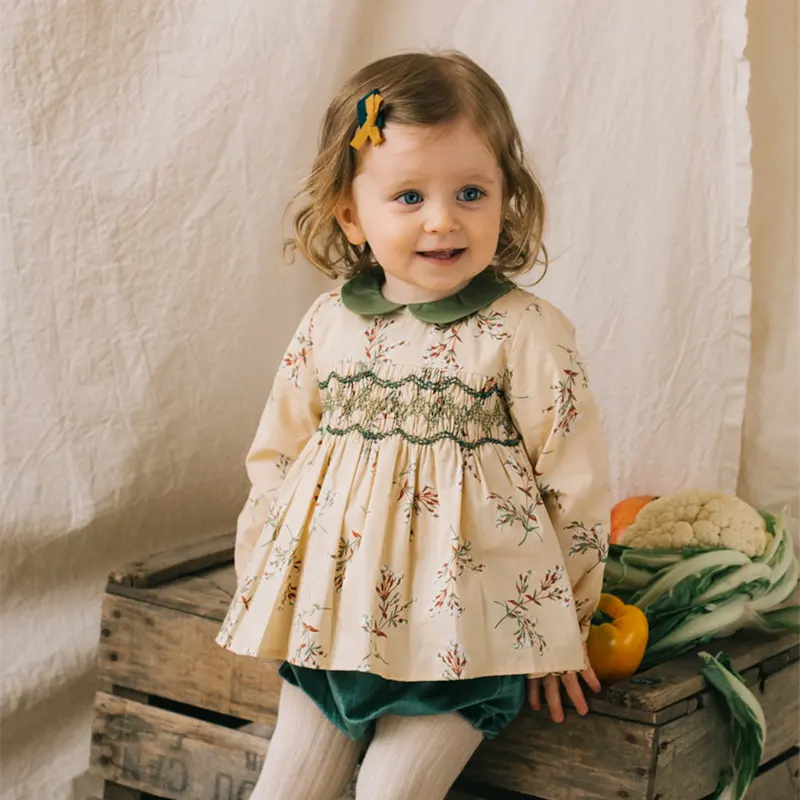 Vintage Toddler Girls Smocking Frocks Children Hand Made Smocked Floral Dress Peter Pan Collar Baby Smoking Cotton Dresses