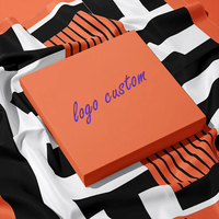 Emballage de boîte en carton rigide imprimé personnalisé de style INS boîte cadeau de foulard en soie fermeture magnétique boîte de papier cadeau de foulards de luxe
