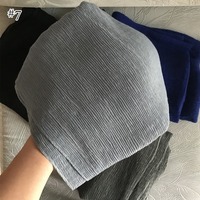 Vente de gros Foulard hijab en crêpe léger et respirant Couvre-chef plissé en voile doux et modal Hijab musulman soyeux en viscose