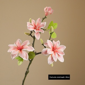 Fiore di Magnolia Artificiale in Seta Yulan, Effetto Realistico, per Decorazione Casa e Tavola, Fiore di Magnolia Finto in Vendita - Product Image 6