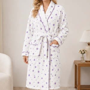 <span class=keywords><strong>Peignoir</strong></span> de Spa Blanc Doux Personnalisé pour Femme – Robe de Chambre de Luxe Imprimée pour la Maison – Peignoirs en Coton Chauds pour Femme - Product Image 1