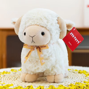 Muñeco de Peluche de Oveja Pequeña con Pelo Rizado, Adorable Cordero de Peluche, Ideal como Regalo Navideño y Decoración del Hogar - Product Image 5